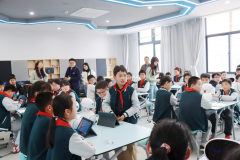 <b>发生了23节全国人工智能优良课例全国1/6</b>